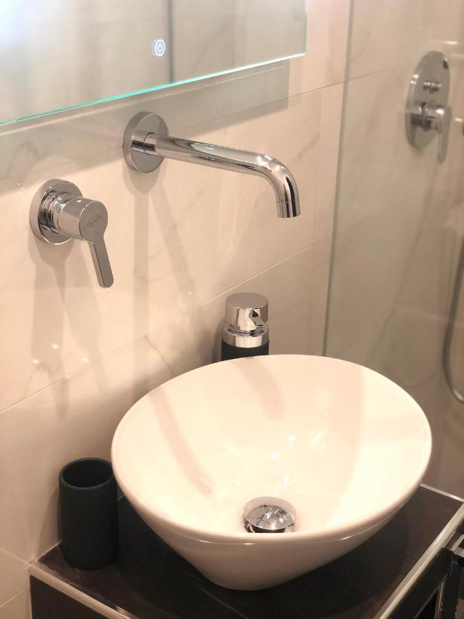 B&B Angolo83 Palermo Centro Εξωτερικό φωτογραφία